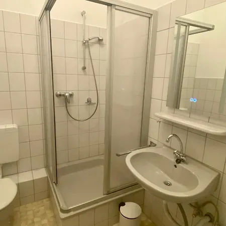 Harzer Hof Hostel *