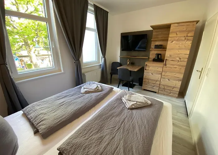 Harzer Hof Хостел *